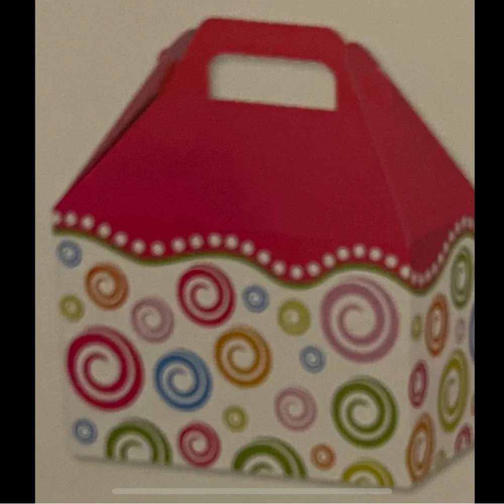 Gable Box  Swircles Print